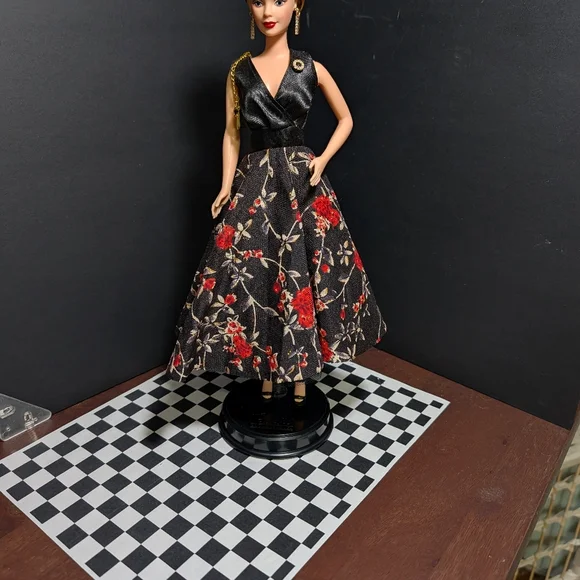 FINAL PRICE* Custom Restyled 45th Anniversary Blonde French Twist Barbie OOAK - Picture 9 of 11